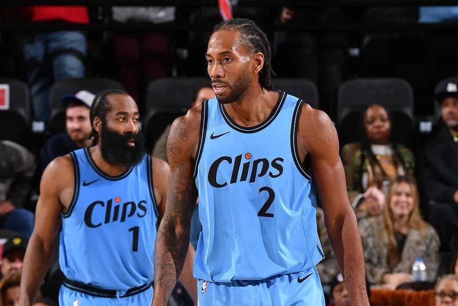 快船击败尼克斯,取得连胜 快船击败尼克斯,取得连胜