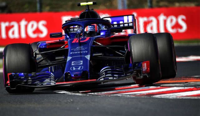 乐鱼登录-包含红牛二队翻盘梅赛德斯，阿隆索惊艳四座的词条